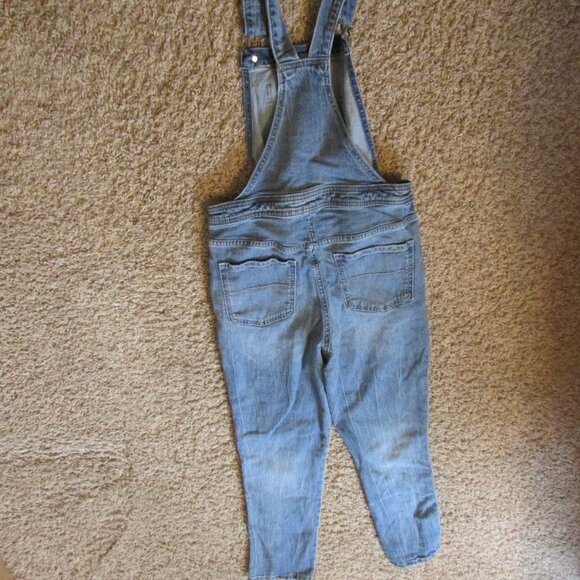 Cat & Jack Straight Bib Overalls XL 14 Blue Denim Stretch Distressed Worn Once - Picture 3 of 3